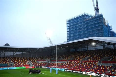 Brentford Community Stadium Rugby : London Irish - Wikipedia, wolna ...