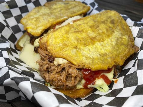 Venezuelan food truck Zulia’s Kitchen brings arepas, plantains ...