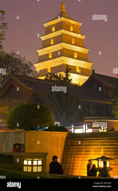 Big Wild Goose Pagoda at night, Xian, Shaanxi, China Stock Photo - Alamy