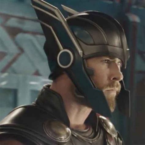 Chris Hemsworth in Thor Ragnarok - Chris Hemsworth Photo (40351260 ...