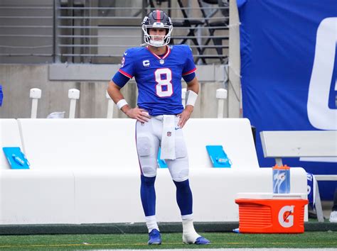 Why Giants Need to Exercise Caution with QB Daniel Jones's Latest ...