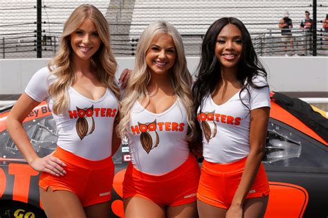 Hooters Server Exposes Why Co-Workers Were Fired, Goes Viral | Entrepreneur