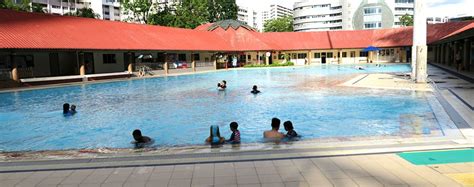 Bukit Batok Swimming Complex | Friendly Dolphin Swim School