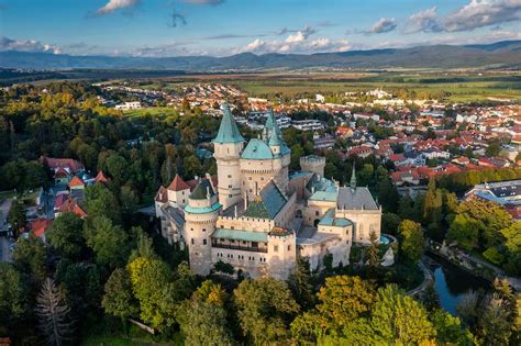 TOP 10 of The Coolest Castles in Slovakia | Fairytale Castles