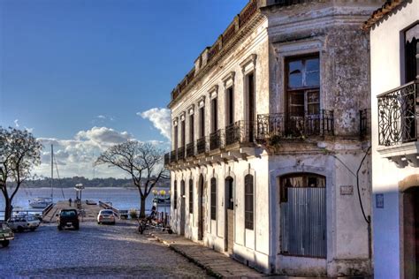 Visiting the historic quarter of Colonia del Sacramento, Uruguay ...