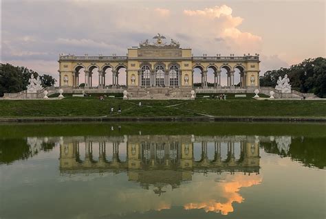 Schoenbrunn Gardens - Everything you need to know about visiting