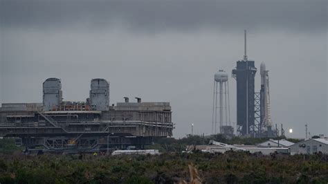 Updates: Watch SpaceX launch from KSC and land at Cape Canaveral