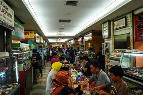 21 Must Eat Local Foods When You Visit Jakarta, Indonesia