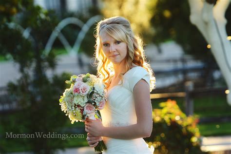 Mesa AZ Temple Wedding Photos | MormonBride.com Gilbert, Phoenix and ...