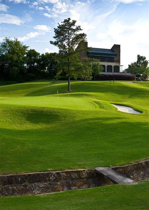 Highland Park Golf Course in Birmingham, AL #golfcourses | Mundo, Canchas