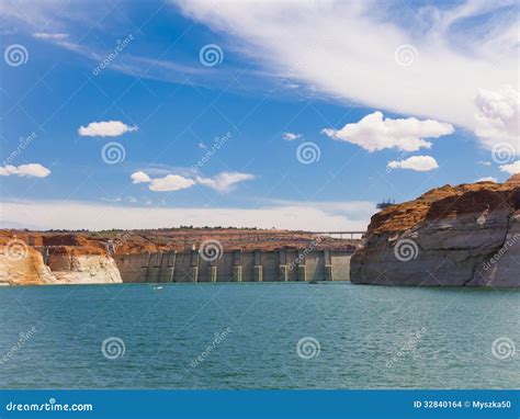 Lake powell and dam stock photo. Image of electricity - 32840164