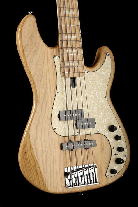 Sire Marcus Miller P7 Ash 5 string V2