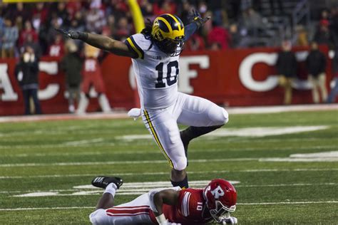 Comfortable Blowout: 2018 Rutgers vs Michigan Highlights | MGoFish