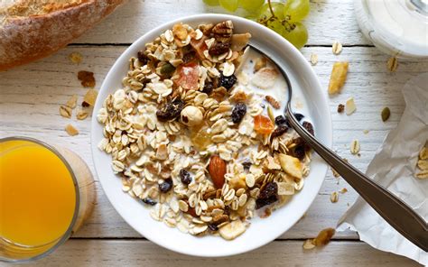 Bircher Muesli: The New Breakfast Trend to Try This Winter - One Green Planet