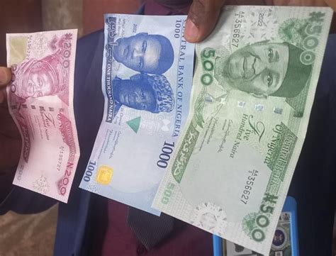 DSS arrests syndicates selling new redesigned naira notes, bank ...