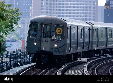 Coney island subway station hi-res stock photography and images - Alamy