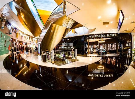 Interior view of Vivocity mall, Singapore Stock Photo - Alamy