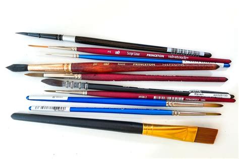 All About Watercolor Brush Sizes - Ebb and Flow Creative Co