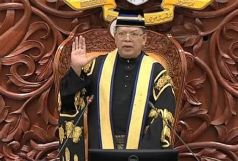 Johari Abdul is new Dewan Rakyat speaker | Astro Awani