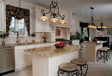 30 Popular Traditional Kitchen Design Ideas