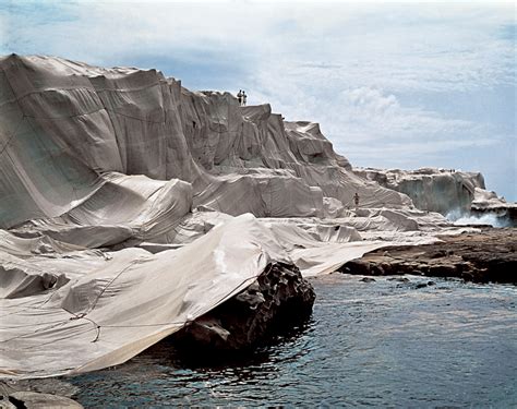 Eight key projects by Christo and Jeanne Claude in 2020 | Jeanne claude, Christo and jeanne ...