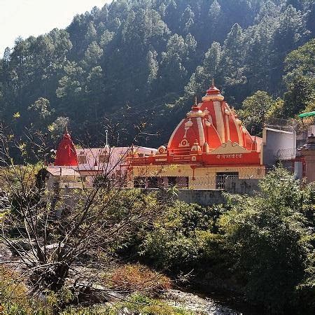 Top 10 Temples In Uttarakhand To Visit With Your Family