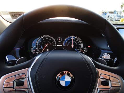 2017 BMW 740e Interior 31