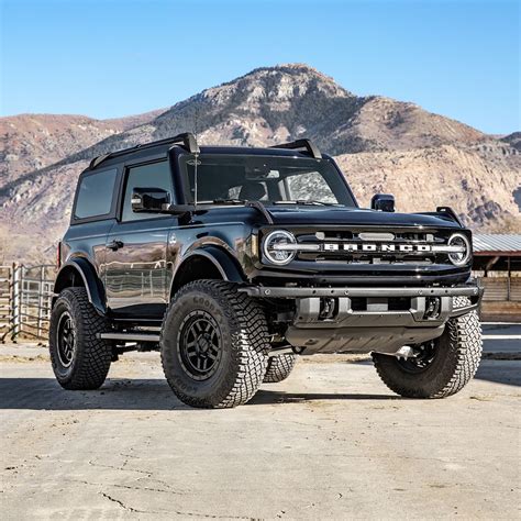 ReadyLift 2" SST Lift Kit for 2021-2023 Ford Bronco