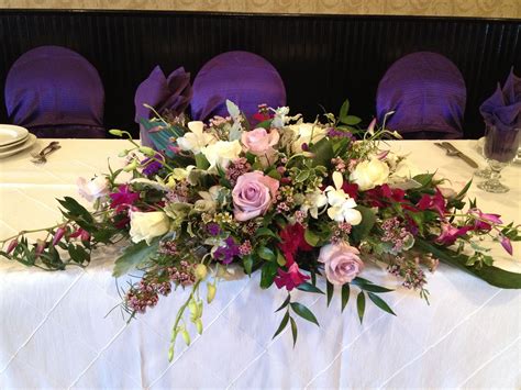 Artinbloom Studio | Table flower arrangements, Wedding table flowers ...