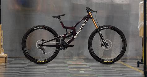 V10 - Downhill Mountain Bike | Santa Cruz Bicycles