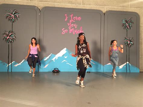 Classic 80's Hip Hop Dance Moves We Love - Hip Shake Fitness