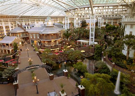 Best Hotel Ever I've stayed in by far!! Gaylord Opryland Hotel ...