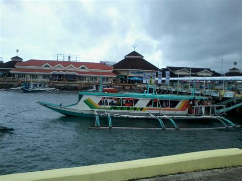 Travel and Tourism: Caticlan to Boracay boats