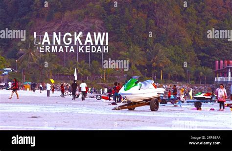 Pantai cenang beach Stock Videos & Footage - HD and 4K Video Clips - Alamy