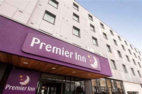 Premier Inn Heathrow Airport Terminal 5 Hotel - UPDATED 2024 Prices, Reviews & Photos