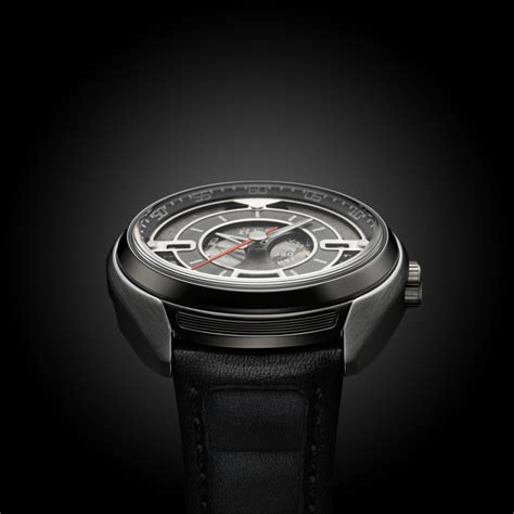 REC WATCHES 901-01 AUTOMATIC CONTEENIUM