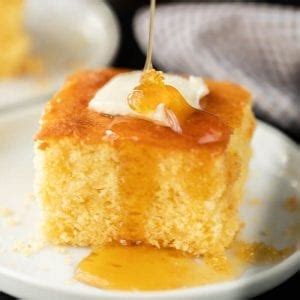 Sweet Honey Corn Bread Recipe - The Best Honey Cornbread Recipe