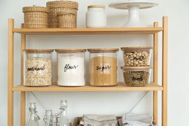 Hand-Lettered Labels on Glass Storage Jars Tutorial | Hunker