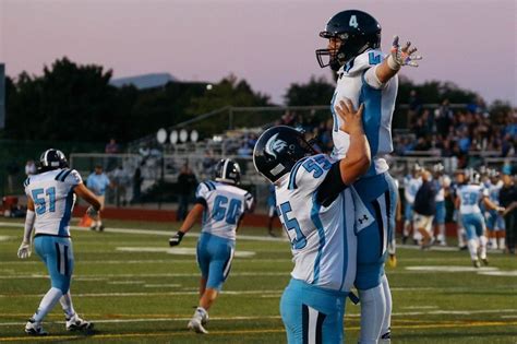 Michigan high school football scores and highlights from Week 2 - mlive.com