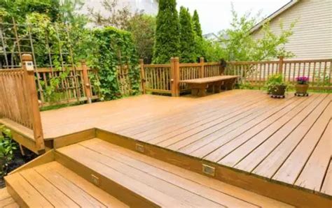 How long does treated pine decking last? - e-architect