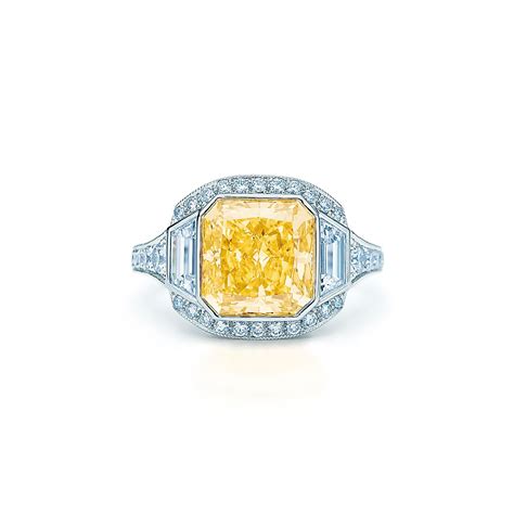 Ring in platinum with a 4.05-carat Fancy Vivid Yellow diamond. | Tiffany & Co.