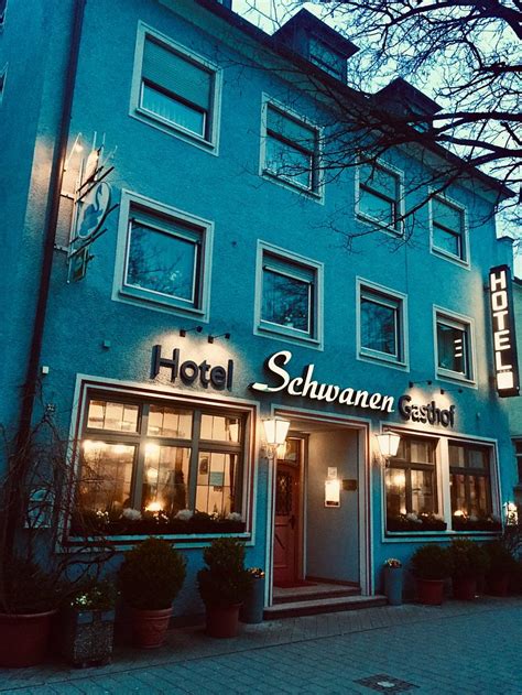 HOTEL-GASTHOF SCHWANEN - Reviews, Photos