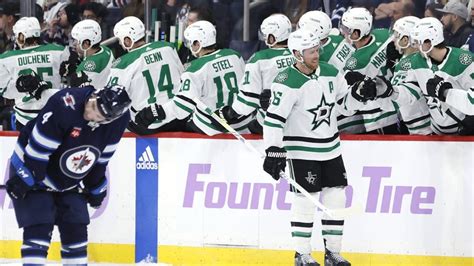 Joe Pavelski scores again as Stars shut out Jets