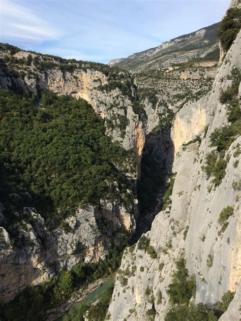 Climbing the cliffs of Verdon Gorge (private). Rock Climbing trip. Certified leader