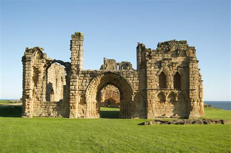 Tynemouth Priory & Castle – Ian Malpass-Scott