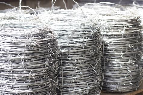 Zinc Coated Steel Barbed Wire – Al Qahtani Nails & Galvanized Wire Factory