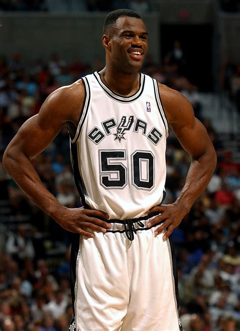 Spurs legend David Robinson to accept Stuart Scott ENSPIRE Award