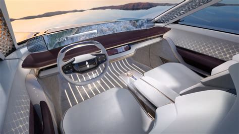 Lincoln Unveils Vision of Its Future With Concept EV