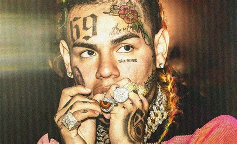 Top 51+ rapper with tattoo on face latest - in.cdgdbentre