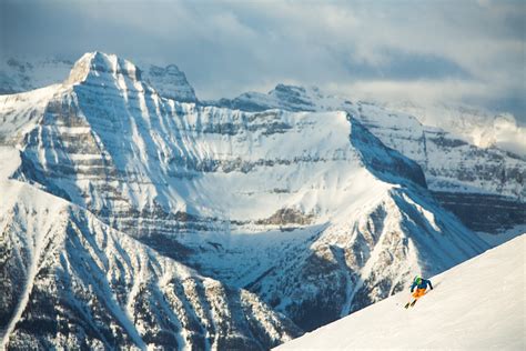 Lake Louise Ski Holidays | Ski Safari